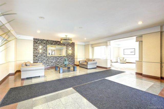 67-66 108 Street B64, Forest Hills, NY 11375