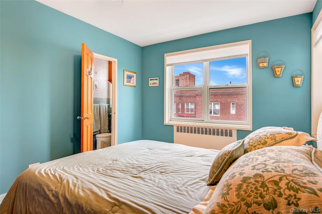 67-66 108 Street B64, Forest Hills, NY 11375
