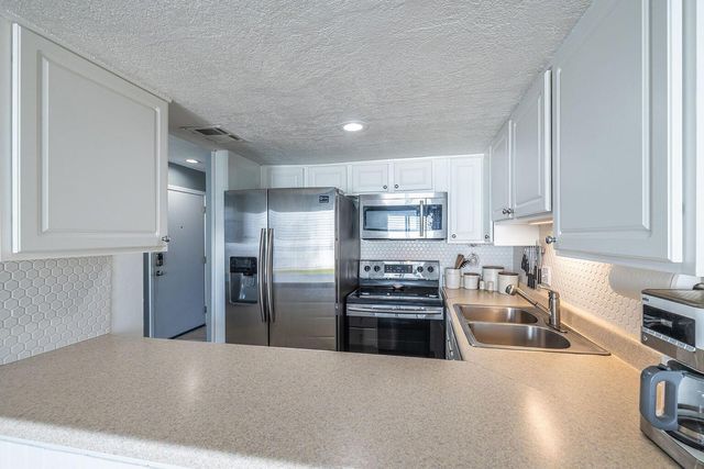 101 Old Ferry Road UNIT 27B, Shalimar, FL 32579