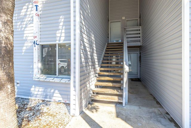 101 Old Ferry Road UNIT 27B, Shalimar, FL 32579
