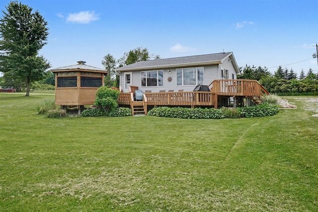 3452 W Lake Drive, Sears, MI 49679