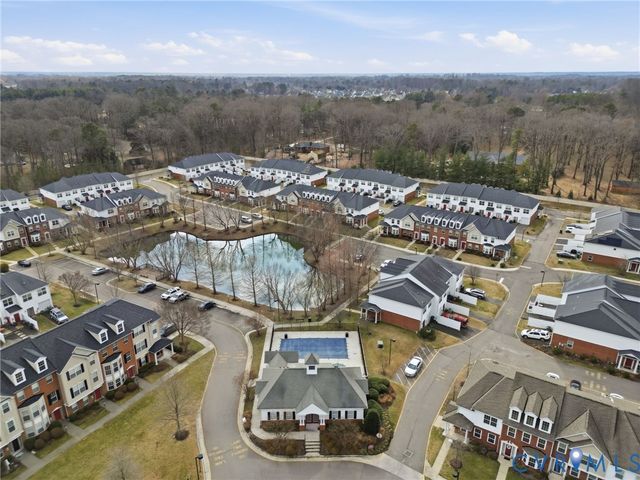 7443 Pebble Lake Dr, Mechanicsville, VA 23111