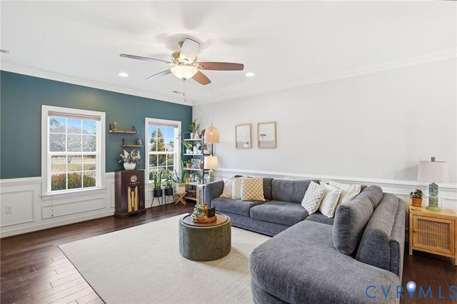 7443 Pebble Lake Dr, Mechanicsville, VA 23111