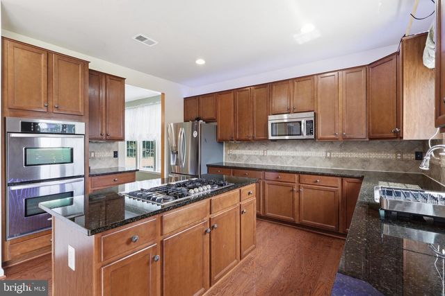 25 CHARTER GATE DR, Fredericksburg, VA 22406