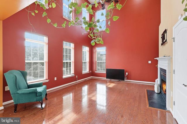 25 CHARTER GATE DR, Fredericksburg, VA 22406