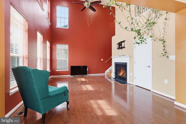 25 CHARTER GATE DR, Fredericksburg, VA 22406