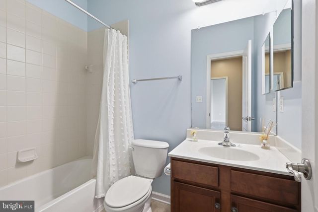 25 CHARTER GATE DR, Fredericksburg, VA 22406