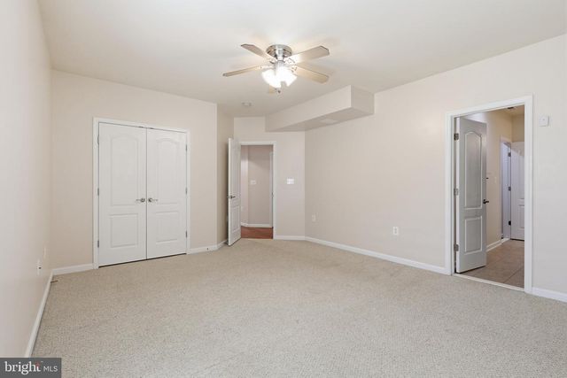 25 CHARTER GATE DR, Fredericksburg, VA 22406