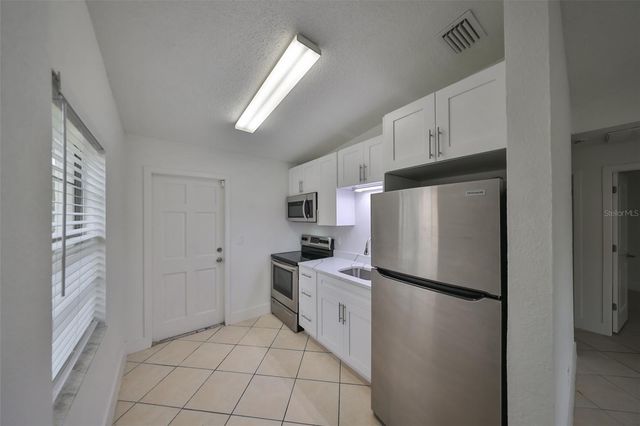 3710 DANNY BRYAN BOULEVARD, Tampa, FL 33619