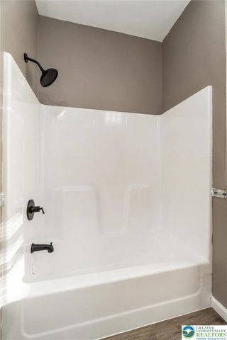 2213 Village Road, South Whitehall Twp, PA 18069