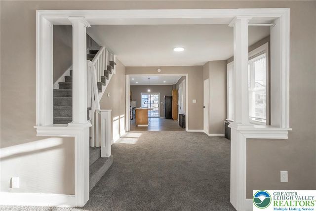 2213 Village Road, South Whitehall Twp, PA 18069