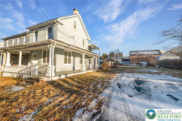 2213 Village Road, South Whitehall Twp, PA 18069