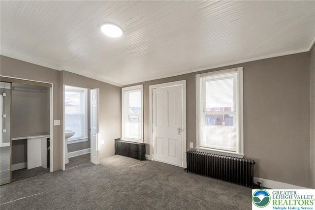 2213 Village Road, South Whitehall Twp, PA 18069