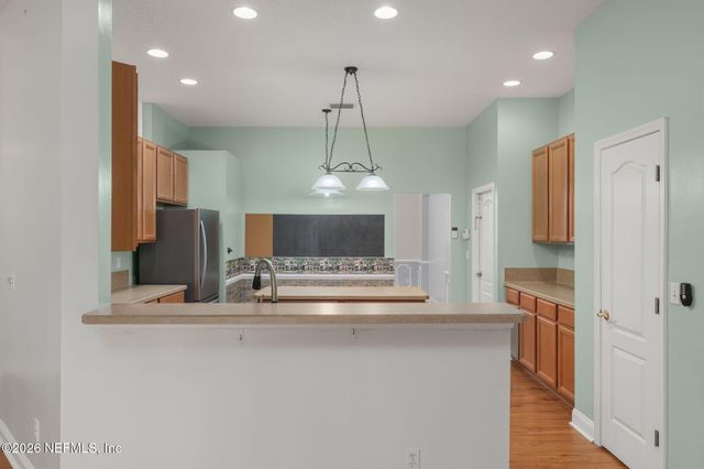 9383 BRUNTSFIELD Drive, Jacksonville, FL 32244