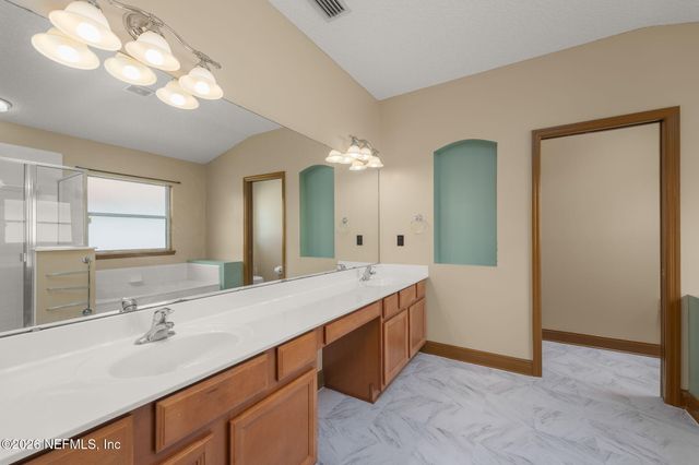9383 BRUNTSFIELD Drive, Jacksonville, FL 32244