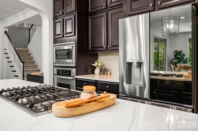 11428 Scarlet Tanager Drive, Charlotte, NC 28278