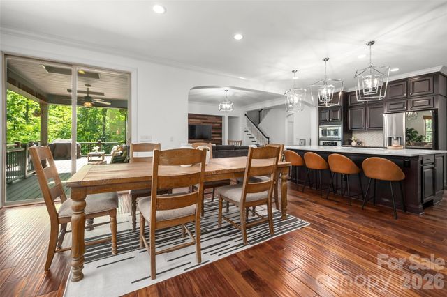 11428 Scarlet Tanager Drive, Charlotte, NC 28278