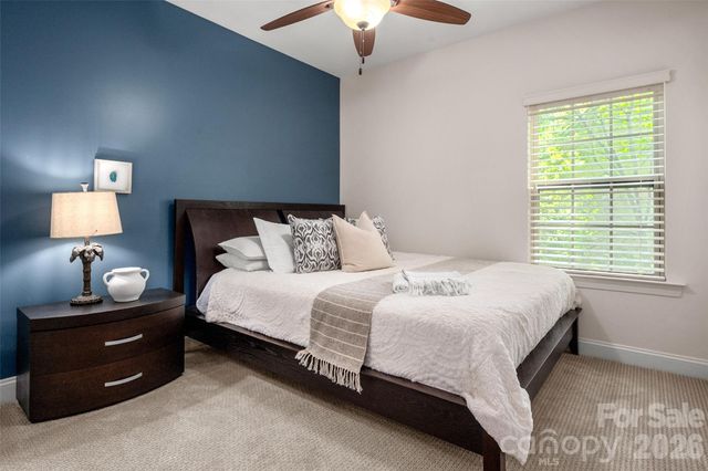 11428 Scarlet Tanager Drive, Charlotte, NC 28278