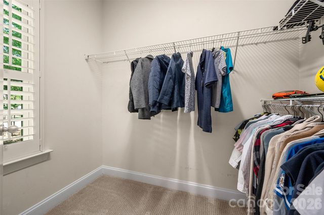 11428 Scarlet Tanager Drive, Charlotte, NC 28278