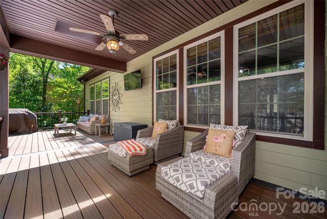 11428 Scarlet Tanager Drive, Charlotte, NC 28278