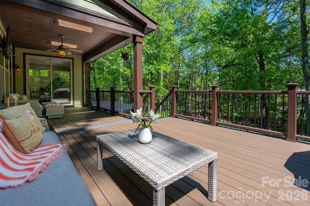 11428 Scarlet Tanager Drive, Charlotte, NC 28278