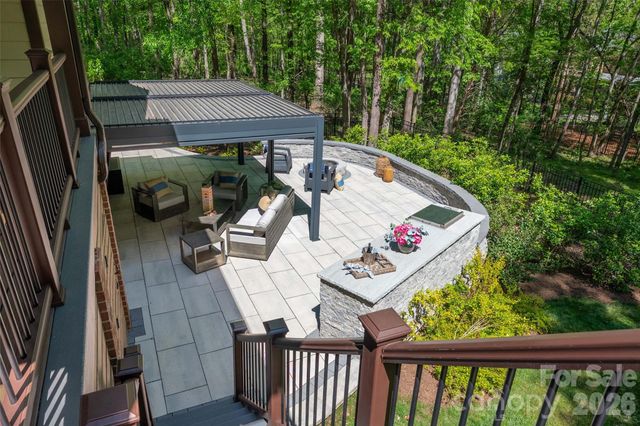 11428 Scarlet Tanager Drive, Charlotte, NC 28278