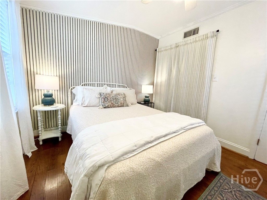 Image 12 of property listing at 217 W Taylor Street, Savannah, GA 31401