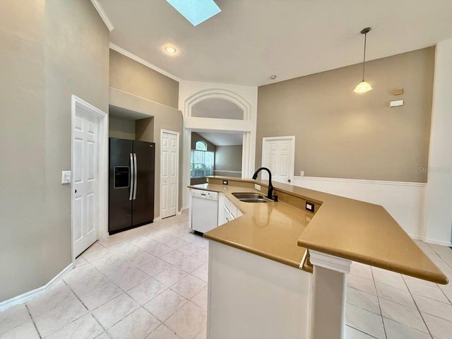 19021 WEATHERSTONE DRIVE, Tampa, FL 33647