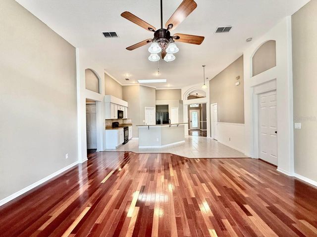 19021 WEATHERSTONE DRIVE, Tampa, FL 33647