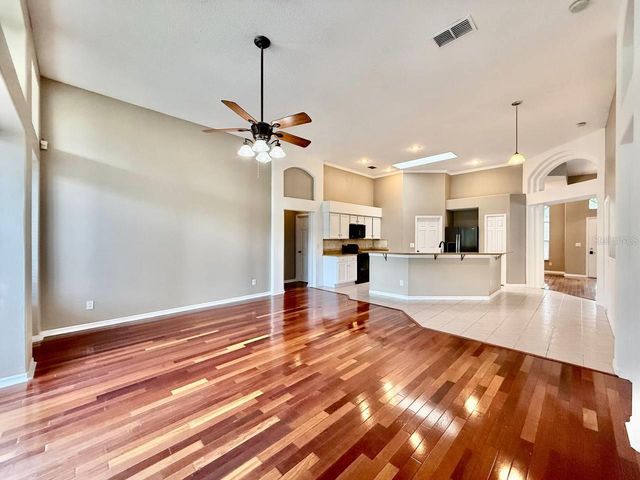 19021 WEATHERSTONE DRIVE, Tampa, FL 33647