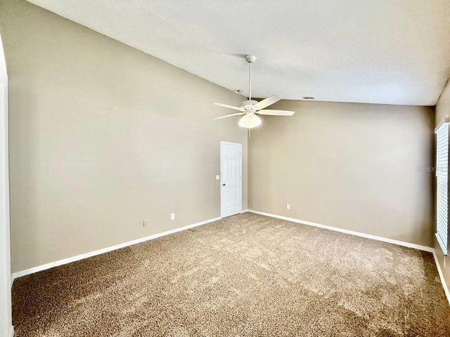 19021 WEATHERSTONE DRIVE, Tampa, FL 33647