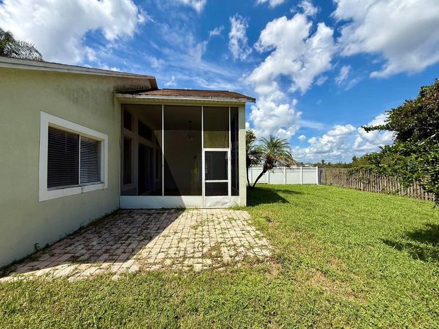 19021 WEATHERSTONE DRIVE, Tampa, FL 33647