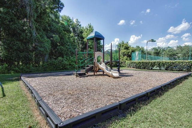 19021 WEATHERSTONE DRIVE, Tampa, FL 33647