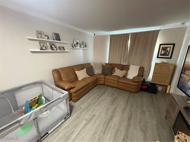 1213 SE 23rd PL 1-2, Cape Coral, FL 33990