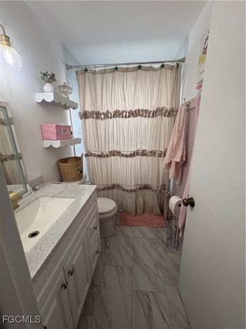 1213 SE 23rd PL 1-2, Cape Coral, FL 33990