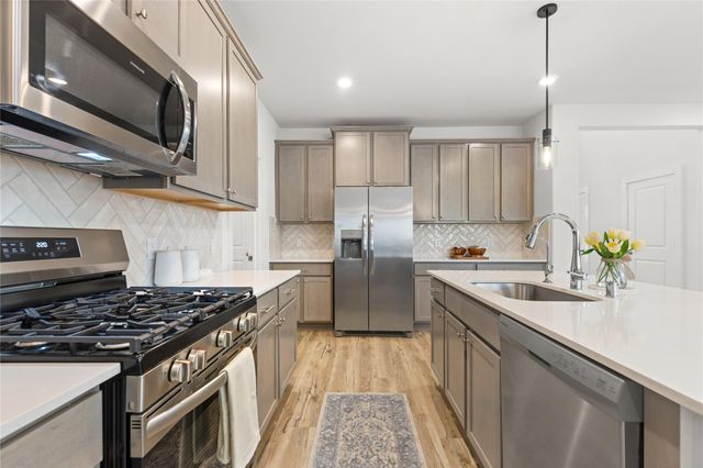 19363 Poppy Village Circle, Magnolia, TX 77355