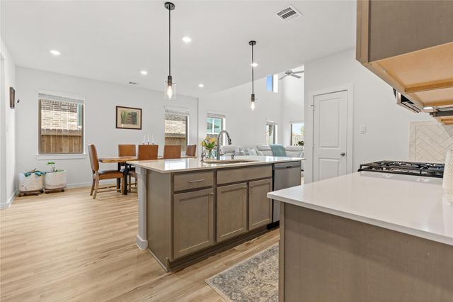 19363 Poppy Village Circle, Magnolia, TX 77355