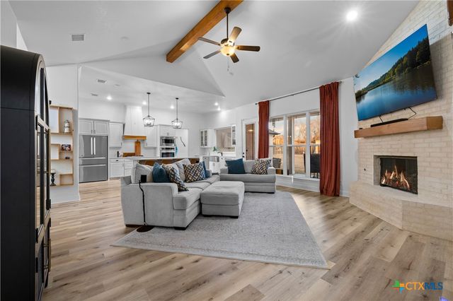 230 Sand Flat Lane, Temple, TX 76502