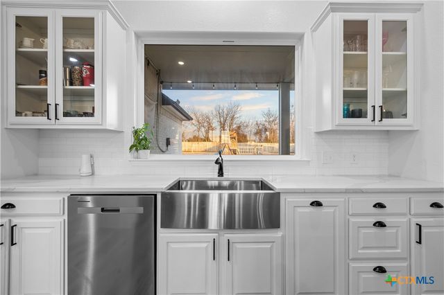 230 Sand Flat Lane, Temple, TX 76502