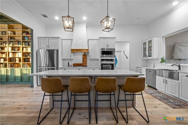 230 Sand Flat Lane, Temple, TX 76502