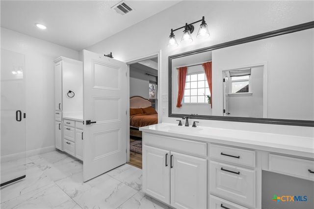 230 Sand Flat Lane, Temple, TX 76502