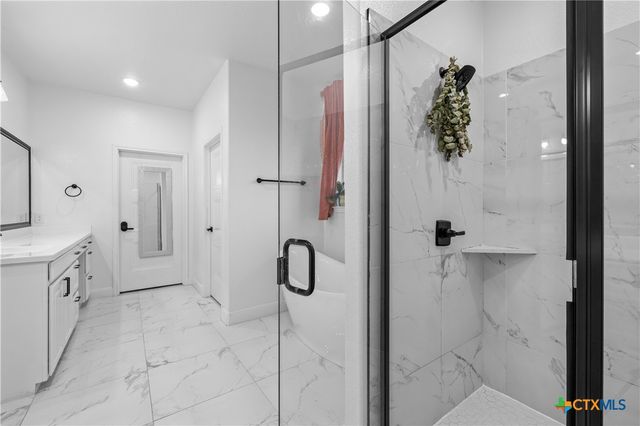 230 Sand Flat Lane, Temple, TX 76502