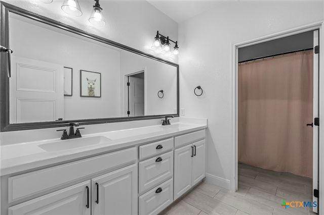 230 Sand Flat Lane, Temple, TX 76502