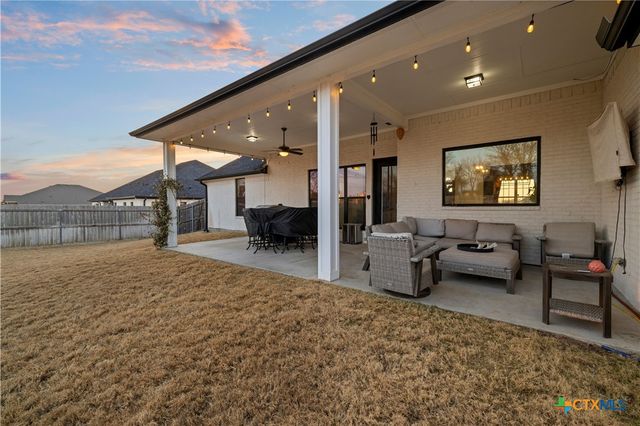 230 Sand Flat Lane, Temple, TX 76502