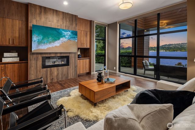 3840 E Mercer Way, Mercer Island, WA 98040
