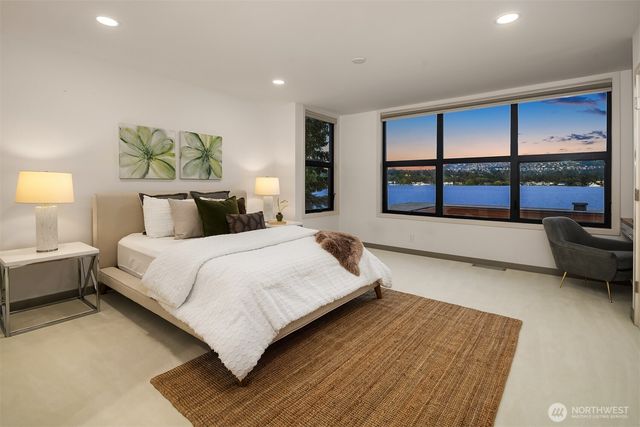 3840 E Mercer Way, Mercer Island, WA 98040