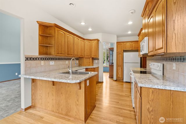 4129 Campus Green Loop NE, Lacey, WA 98516