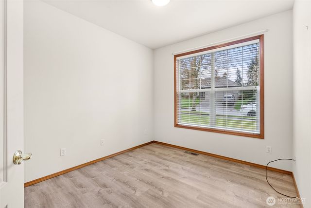 4129 Campus Green Loop NE, Lacey, WA 98516