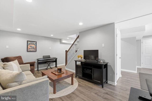 16905 BRIARDALE RD, Derwood, MD 20855