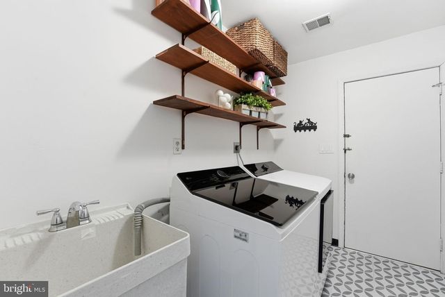 16905 BRIARDALE RD, Derwood, MD 20855